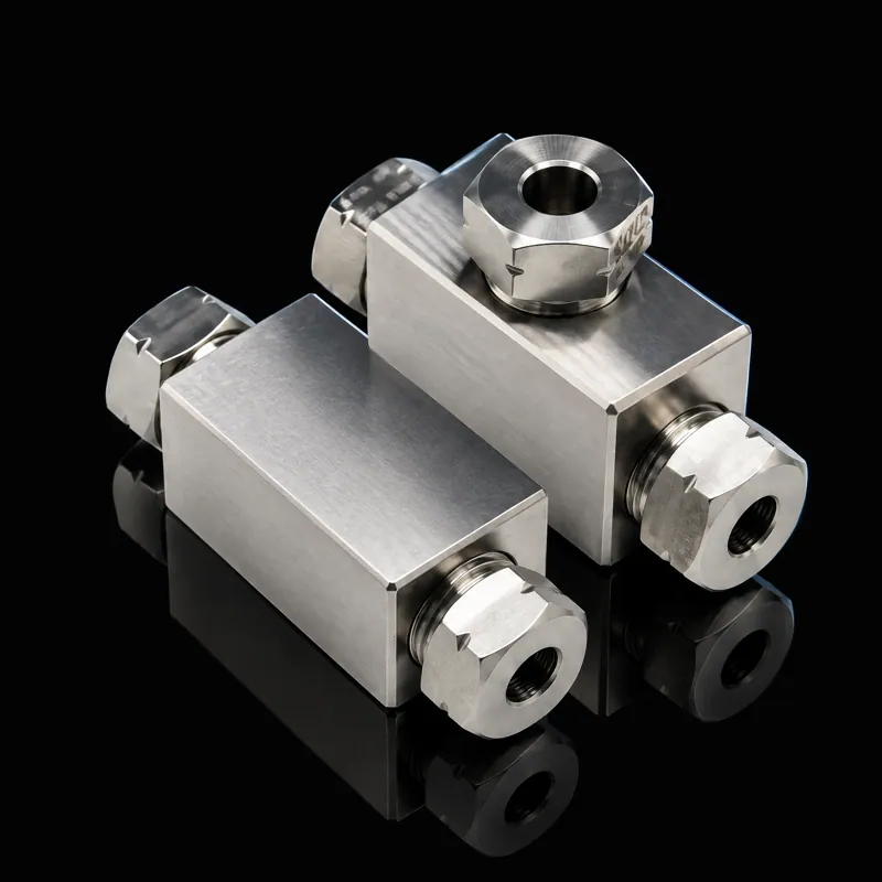 Tee 3/8" Metric, 303838